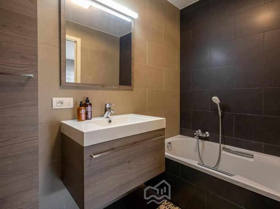 Modern Gemeubeld En Luxueus Ingericht Blankenberge